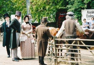 Oliver Twist Article Photo - 