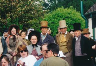 Oliver Twist Article Photo - 