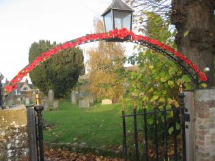 Poppy Craft Arch Article Photo - 