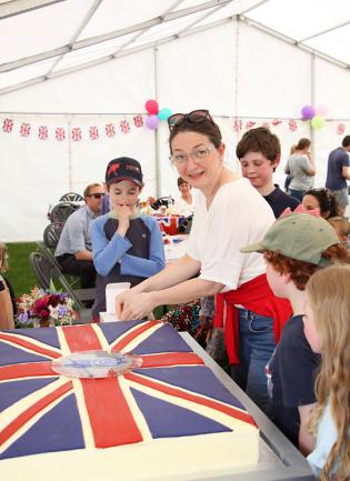 Sunday, 7th May 2023 Article Photo - 