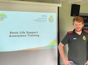 Defibrillator Training Article Graphic